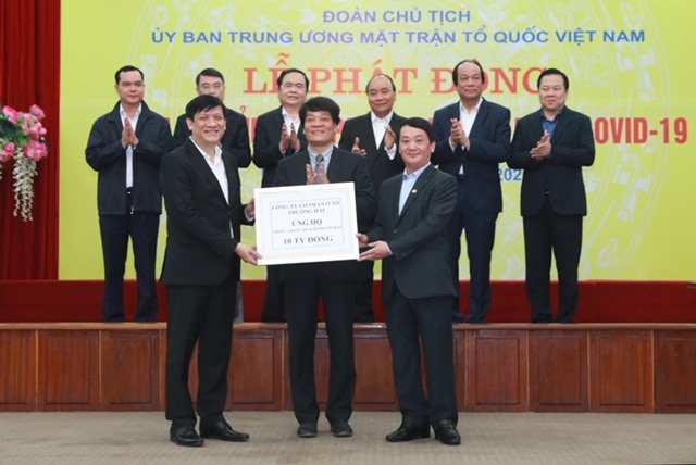 đã ủng hộ số tiền 10 tỉ đồng để phòng, chống dịch COVID-19. Ảnh: