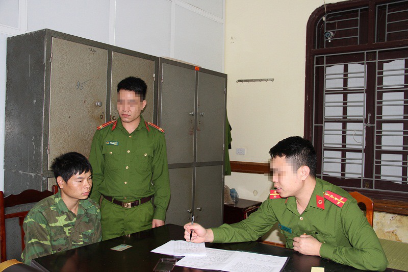 Đối tượng Lò Văn Hà tại cơ quan điều tra.