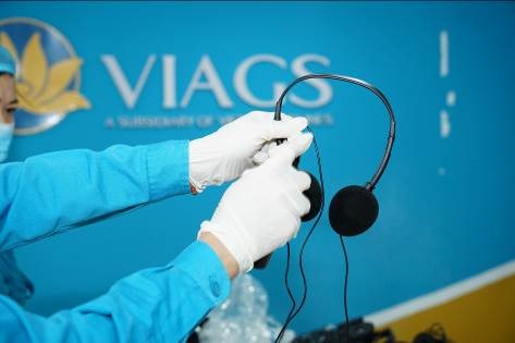 Vệ sinh được tập trung đmàn hình giải trí, tai nghe.