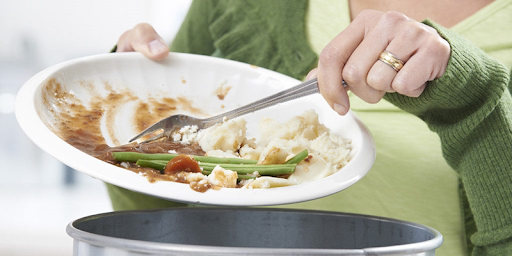 bo tui 6 meo nhan biet thuc an da oi thiu co the gay ngo doc