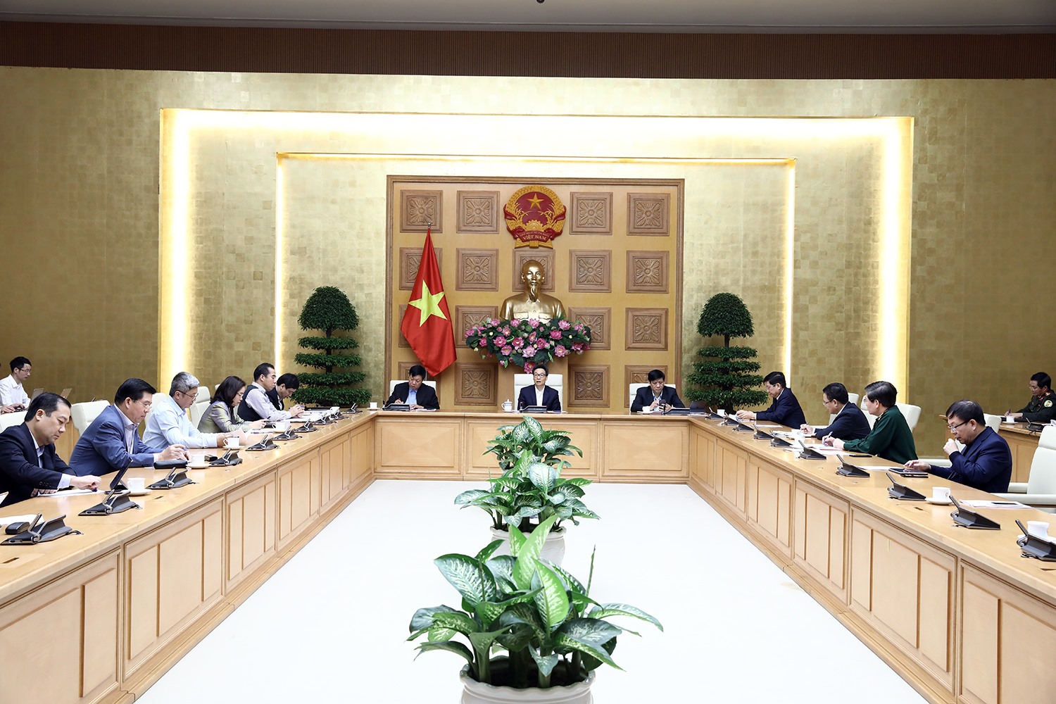 Toàn cảnh cuộc họp. Ảnh VGP