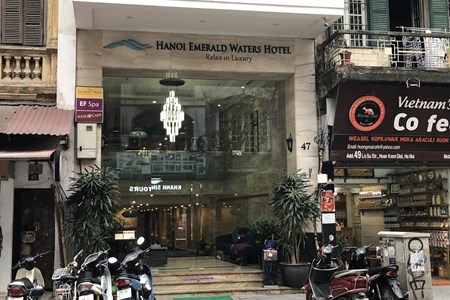 Hàng loạt khách sạn, resort thành nơi đón khách cách ly tự nguyện