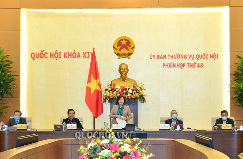 Chủ tịch Quốc hội Nguyễn Thị Kim Ngân phát biểu khai mạc phiên họp.