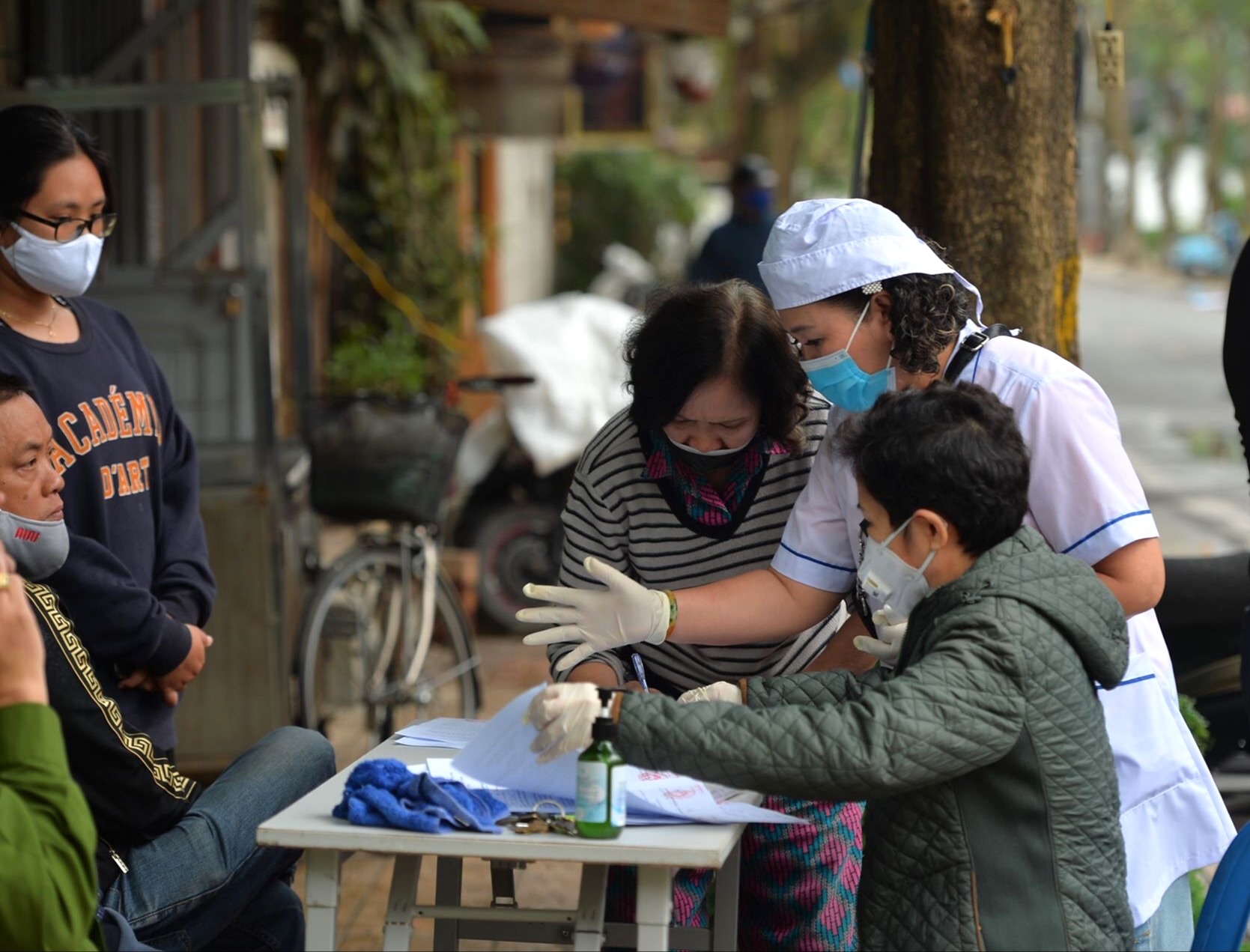 to truong to dan pho tru cot trong cuoc chien chong dich tai co so