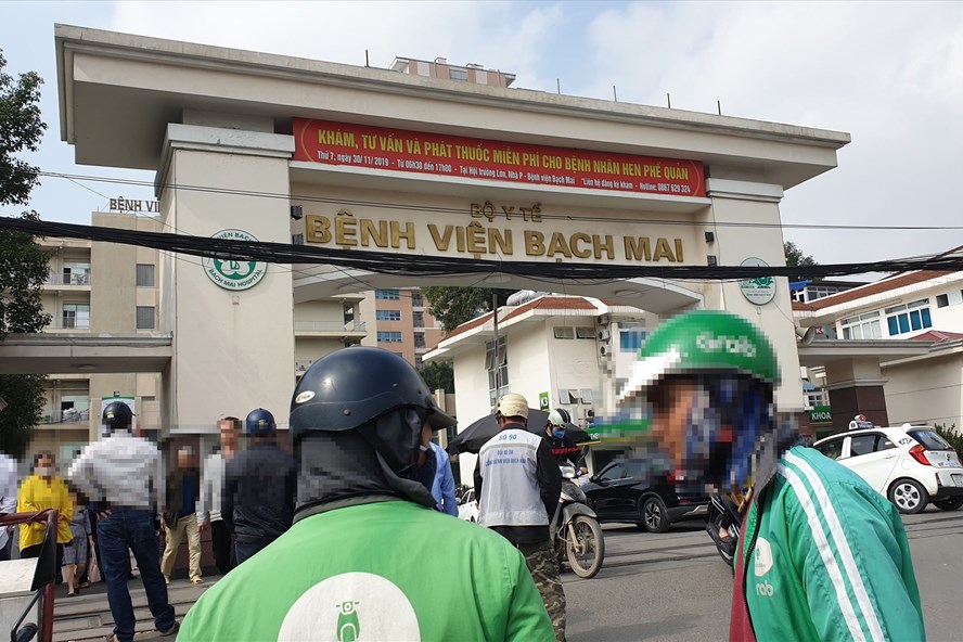 Người dân đã đến bệnh viện Bạch Mai trong vòng 14 ngày qua phải tự cách ly nguoi dan da den benh vien bach mai trong vong 14 ngay qua phai tu cach ly