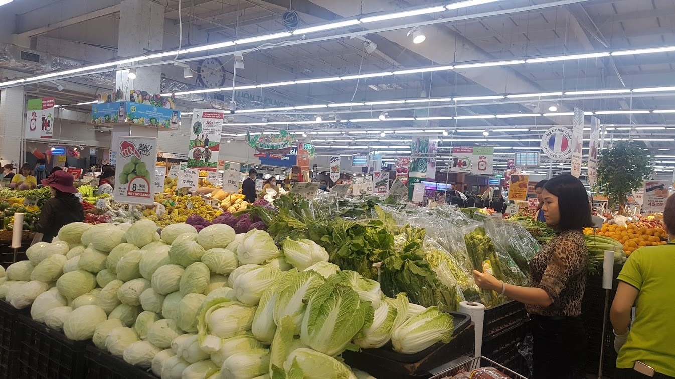Thực phẩm trong siêu thị rất dồi dào. Ảnh: Kh.V