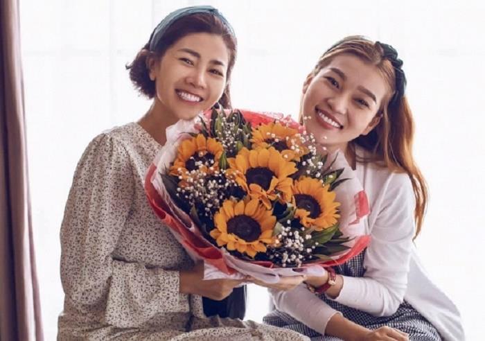 Trương Bảo Như vào thăm Mai Phương trong viện.