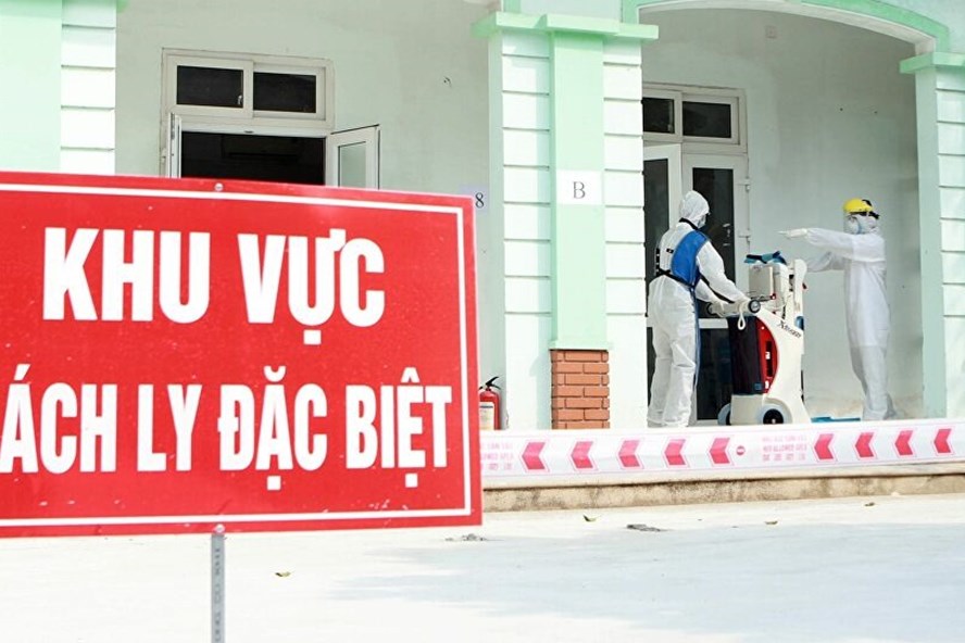 2 người Anh cùng chuyến bay với ca nhiễm COVID-19 đã lên Sa Pa du lịch 2 nguoi anh cung chuyen bay voi ca nhiem covid 19 da len sa pa du lich