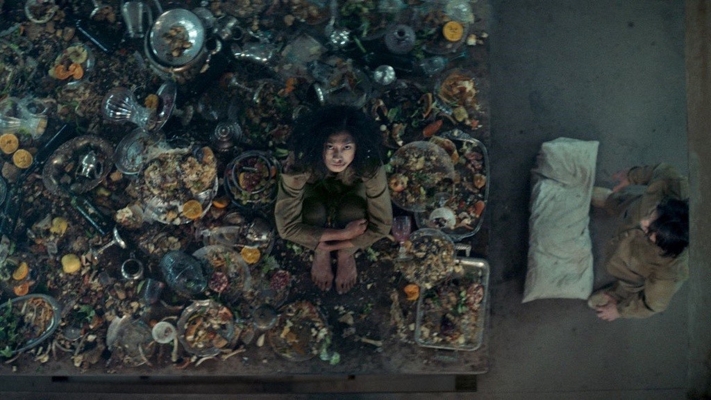 “The Platform” là bộ phim kinh dị tâm lý được tìm kiếm nhiều nhất hiện nay. Ảnh nguồn: Netflix.