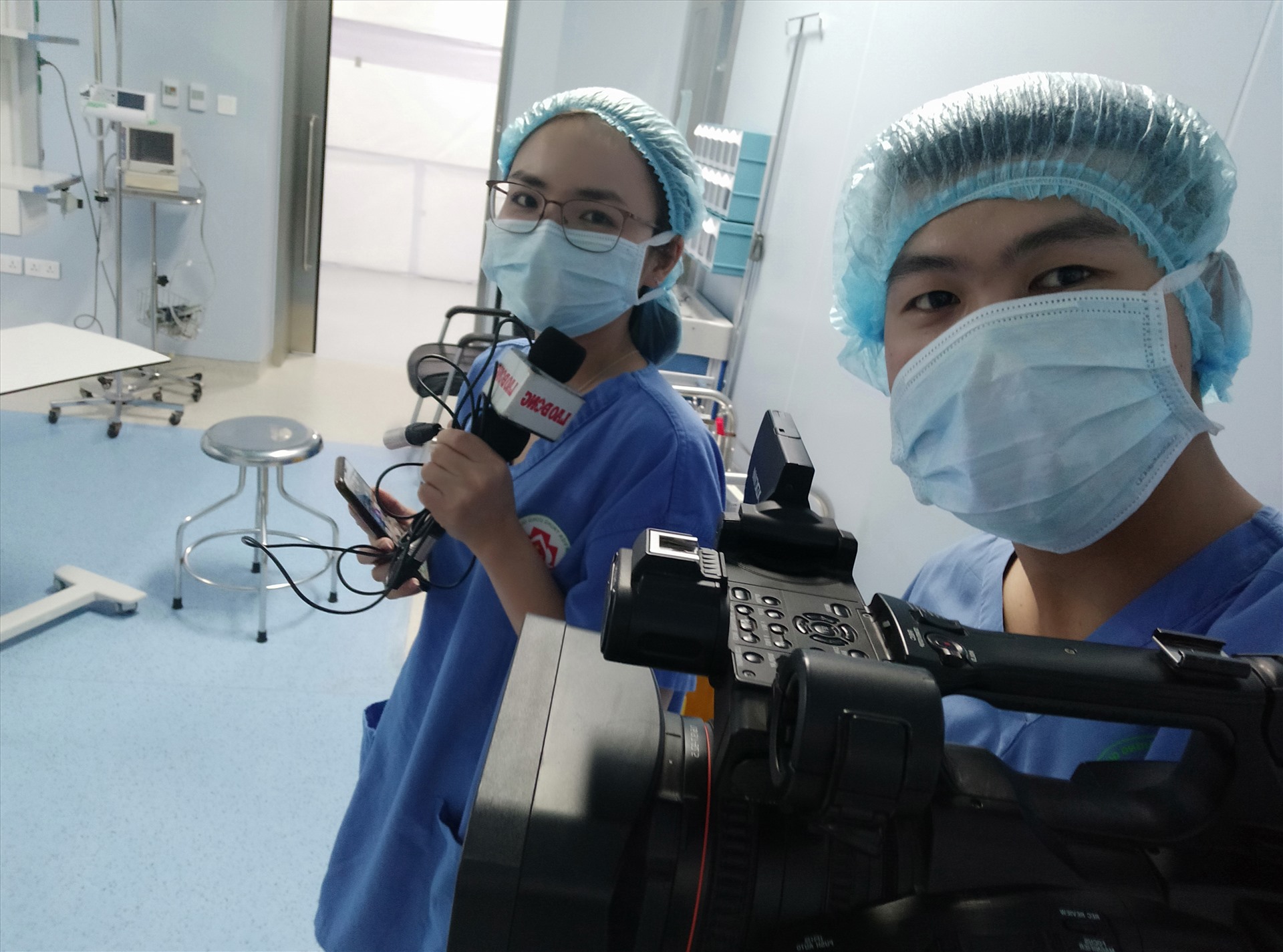 Các phóng viên Báo Lao Động luôn sẵn sàng tác nghiệp để đưa đến những thông tin hữu ích nhất cho bạn đọc. Ảnh: NVCC.