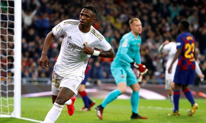 Cầu thủ Real chỉ giảm 10-20%, so với mức 70% của Barcelona trong giai đoạn La Liga nghỉ vì dịch COVID19. Ảnh: Reuters.