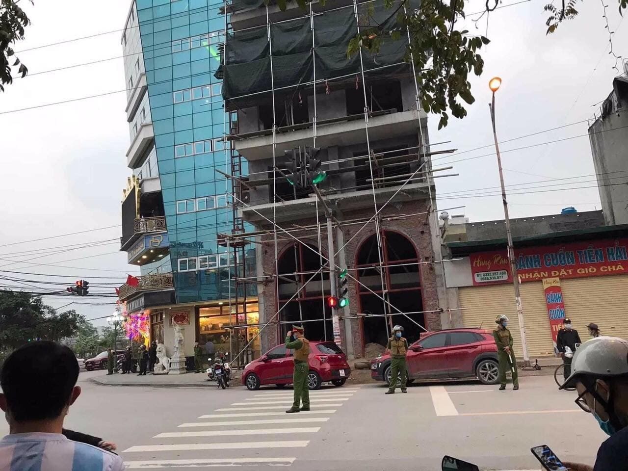 Vụ việc bắt giữ vợ chồng đại gia Nguyễn Xuân Đường gây xôn xao dư luận tại địa phương - ảnh PV