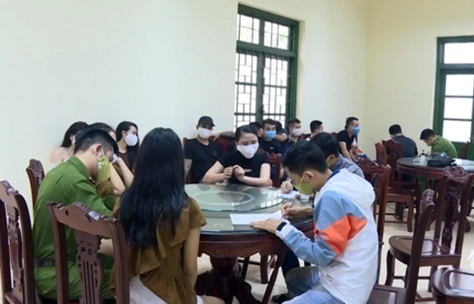 Qua khai thác nóng, các đối tượng đều thừa nhận có sử dụng ma túy.
