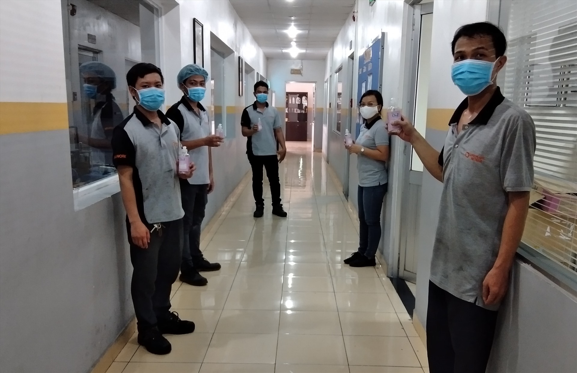 Công ty phát thêm cồn cho NLĐ mang về sử dụng.