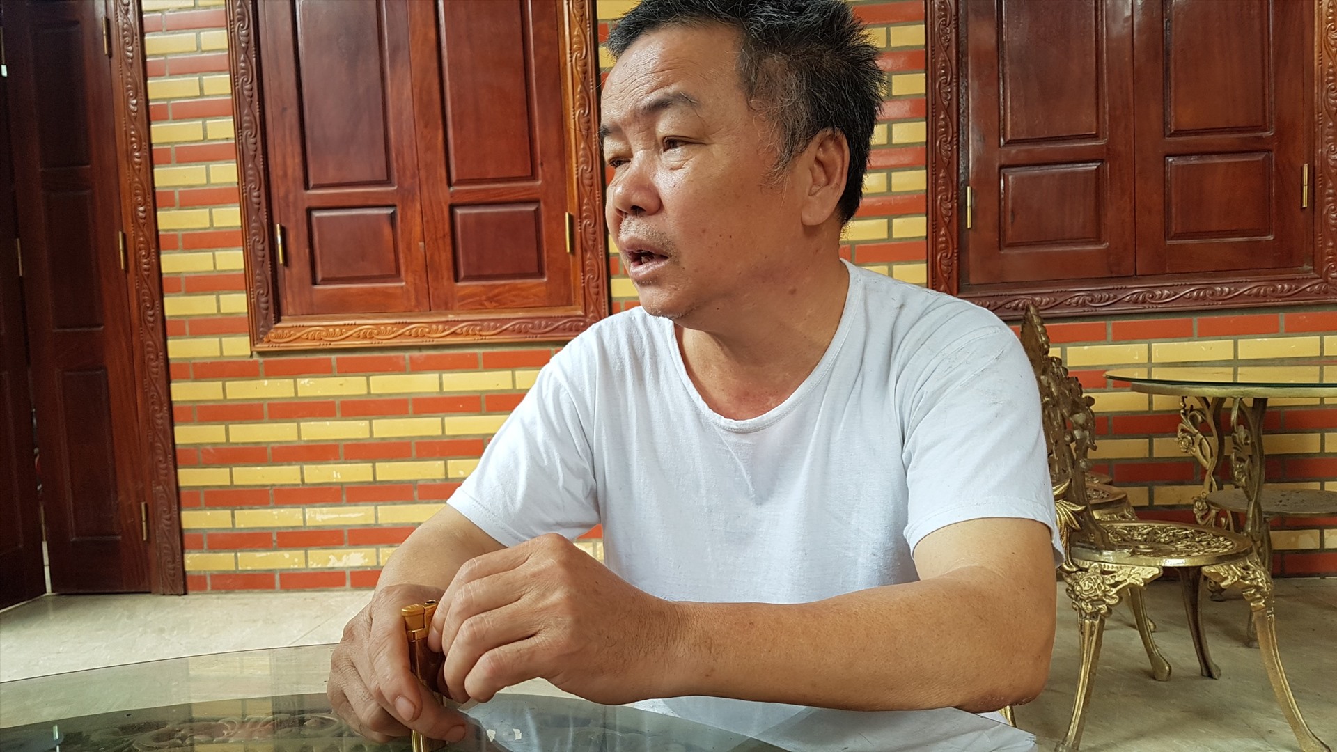 Ông Trần Ngọc Giao, Chủ tịch HĐQT Công ty Hoàng Long bức xúc vì Đường “Nhuệ” cướp công việc làm ăn của Công ty Thành Phát. Ảnh: Việt Dũng.