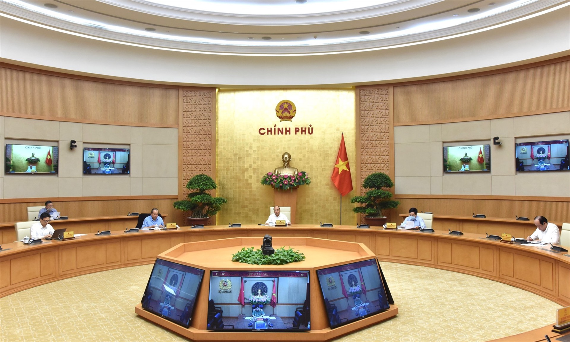 Thủ tướng chủ trì cuộc họp Ban chỉ đạo