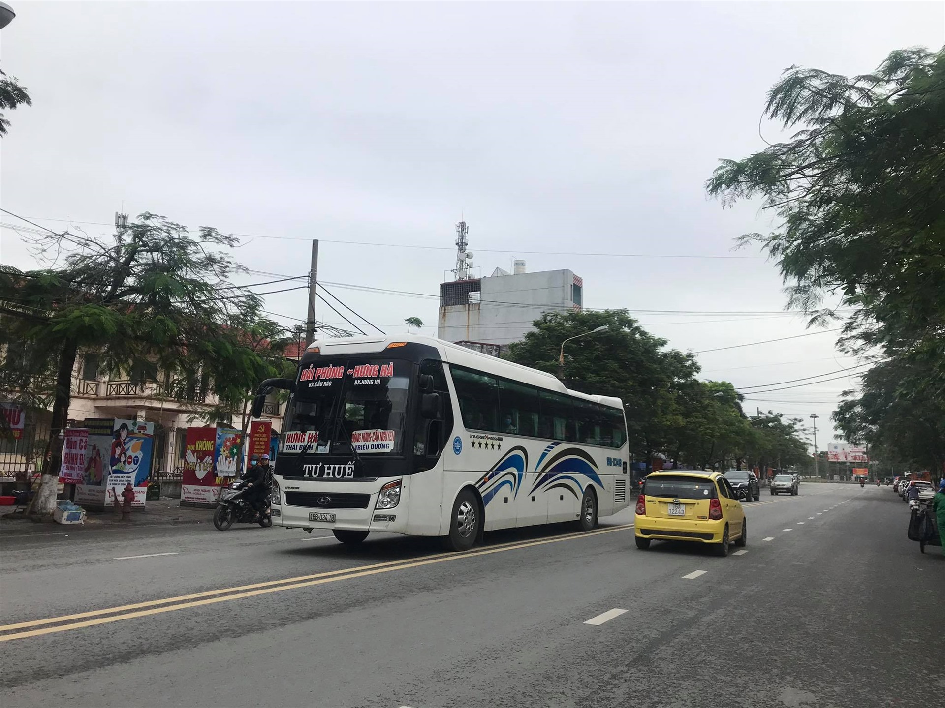 Mặc dù TP.Hải Phòng ban hành biện pháp nới lỏng giãn cách xã hội nhưng nhu cầu di chuyển của người dân thành phố không nhiều. Ảnh Đặng Luân