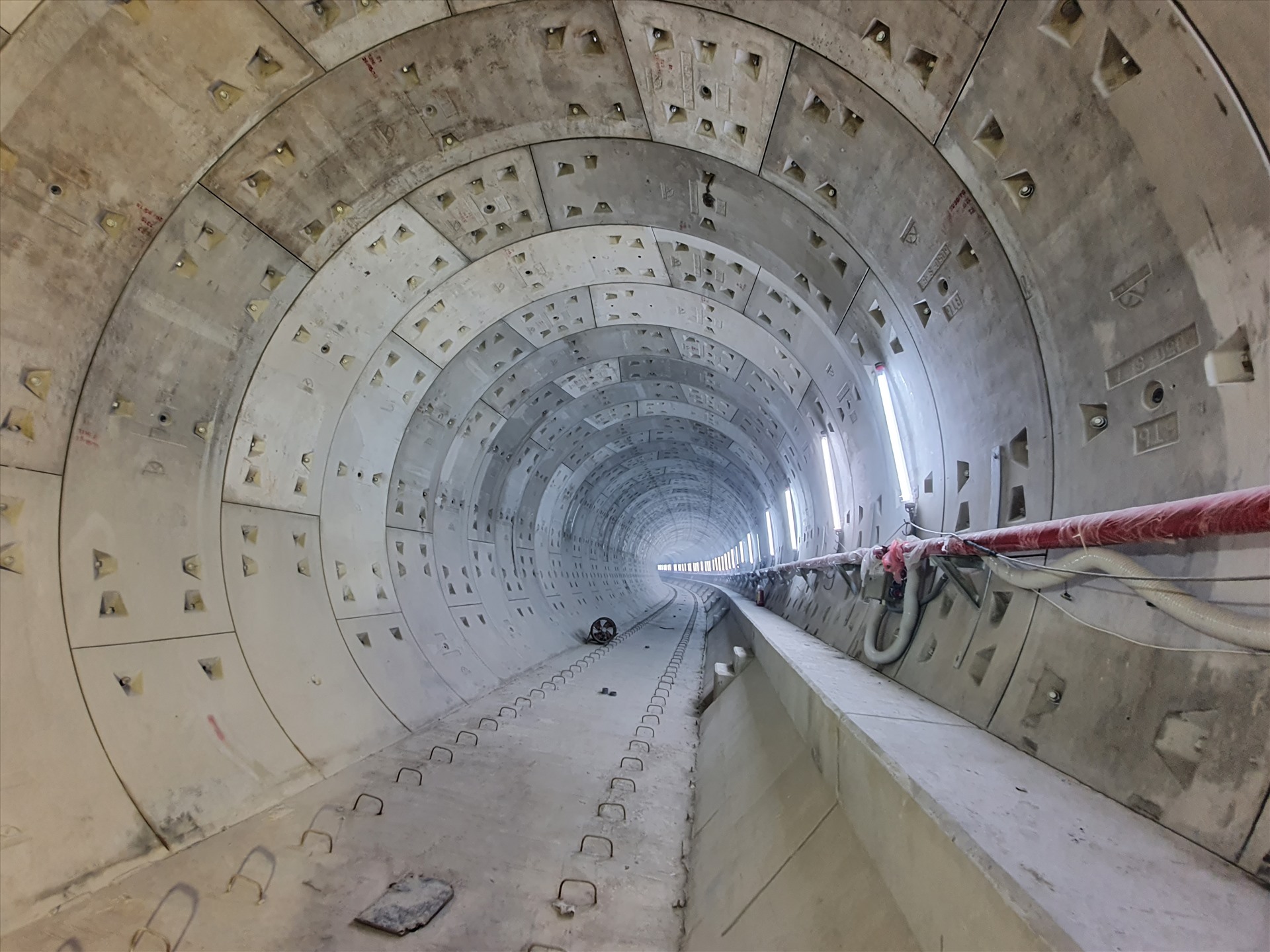 Một đoạn đi ngầm của metro số 1. Ảnh: Anh Tú