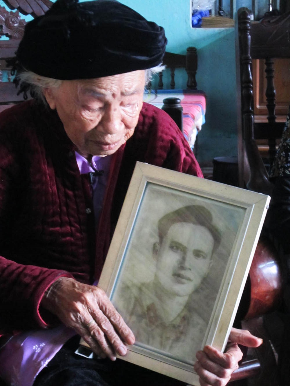 Bà mẹ Việt Nam Anh hùng Thiều Thị Tú.