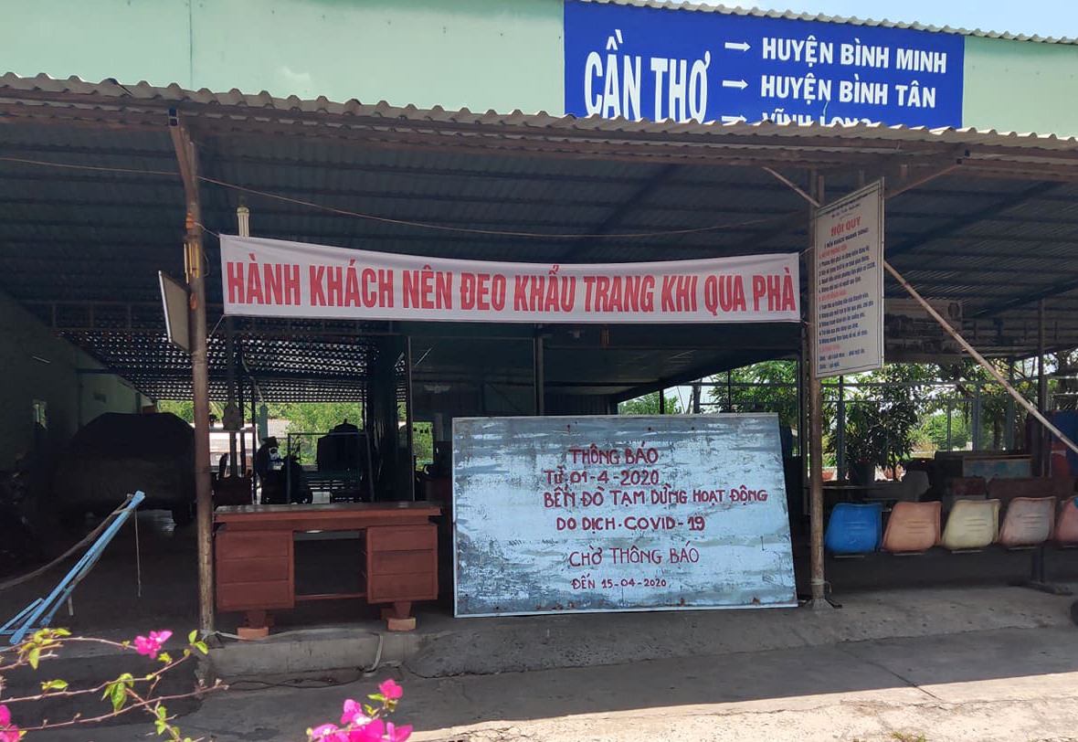 Một đến phà thông báo dừng hoạt động