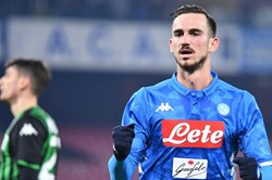 Bản tin thể thao sáng 5.4: Real Madrid nhắm tiền vệ Napoli thay Luka Modric