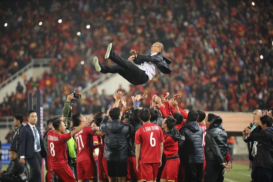 Huấn luyện viên Park Hang-seo trong ngày Việt Nam vô địch AFF Cup 2018. Ảnh: Sơn Tùng