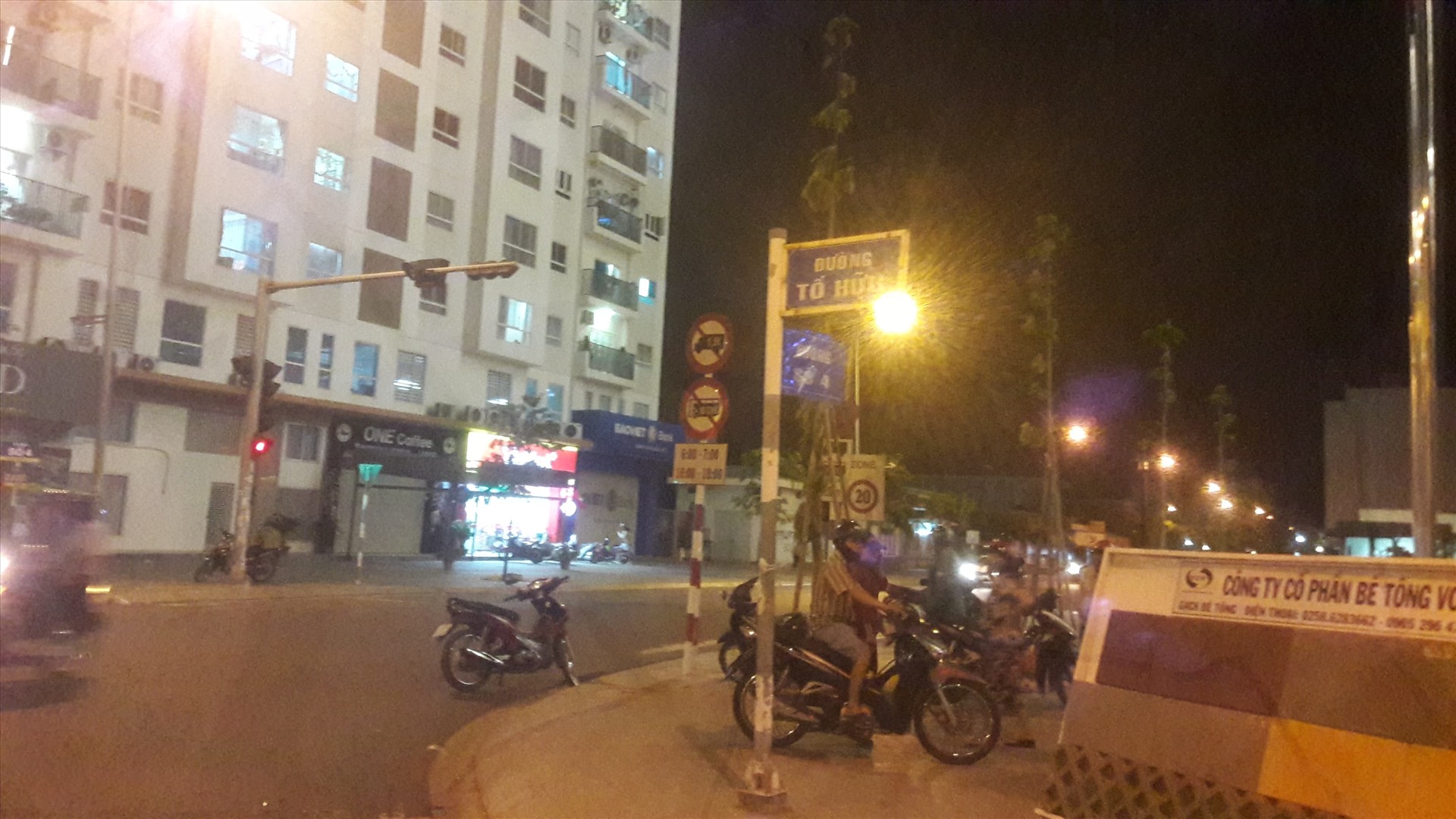 Đường số 4, đoạn giao đường Tố Hữu (Nha Trang, Khánh Hòa) đã cấm xe 1,5 tấn vào buổi sáng và chiều tối.
