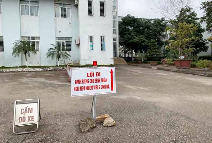 Lối đi dành riêng cho bệnh nhân nghi nhiễm COVID-19 tại Bệnh viện Đa khoa tỉnh Lào Cai.