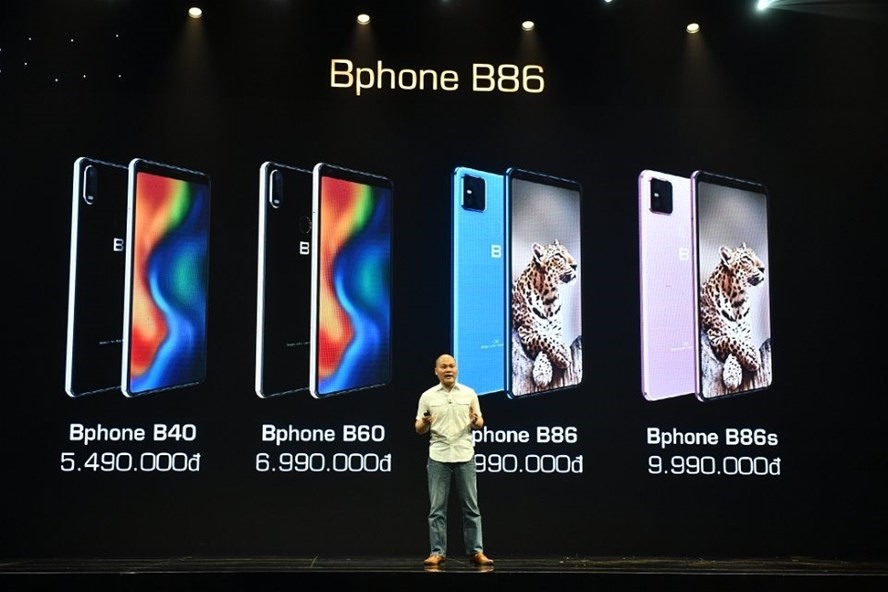 Mức giá của các mẫu Bphone mới gây nhiều tranh luận. Ảnh: Bkav.