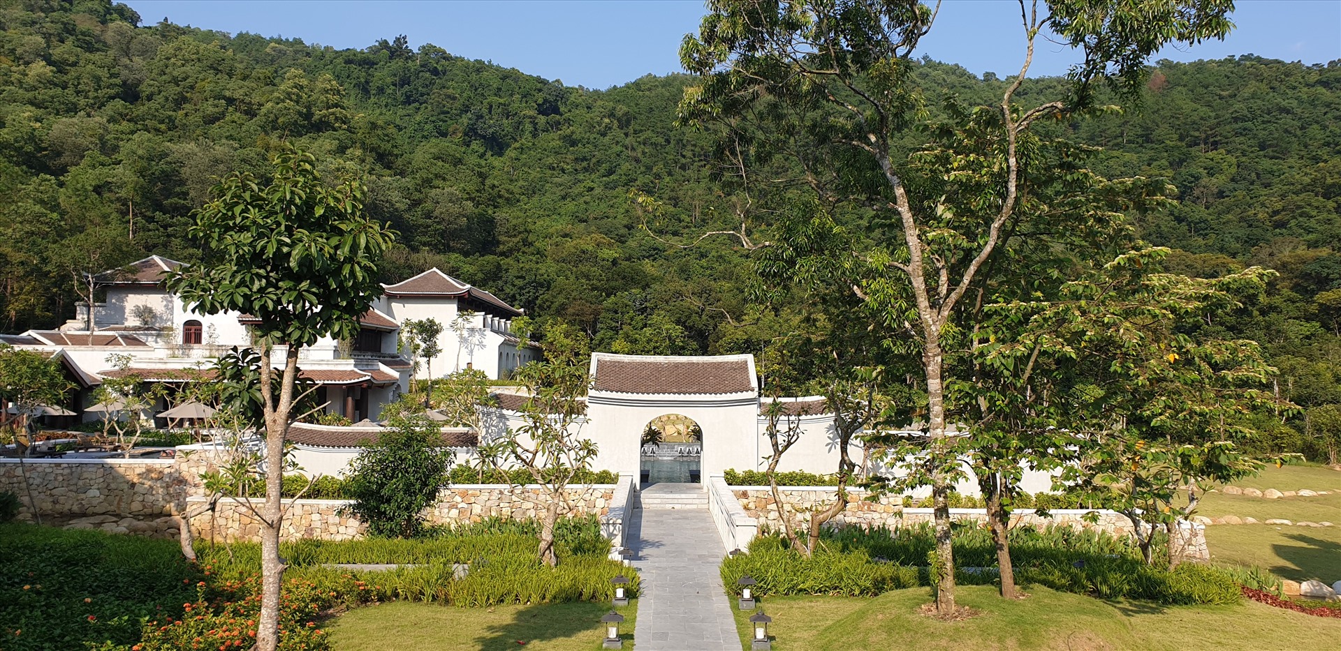 Khu resort 5 sao Yên Tử cam kết giảm giá phòng trong chiến dịch kích cầu du lịch của tỉnh Quảng Ninh.Ảnh: Nguyễn Hùng