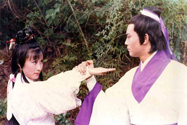 trong vai Trương Vô Kỵ. Ảnh cắt từ phim.