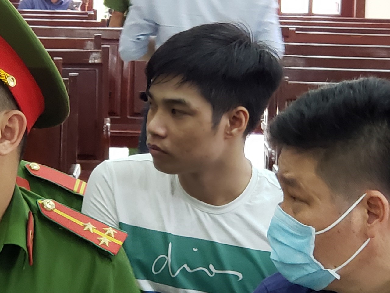 Đàn em Giang 36. Ảnh: Minh Châu