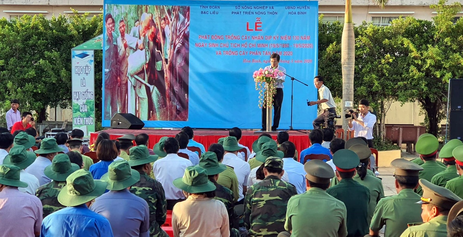 Chính thức phát động trồng cây đời đời nhớ ơn Bác (ảnh Nhật Hồ)