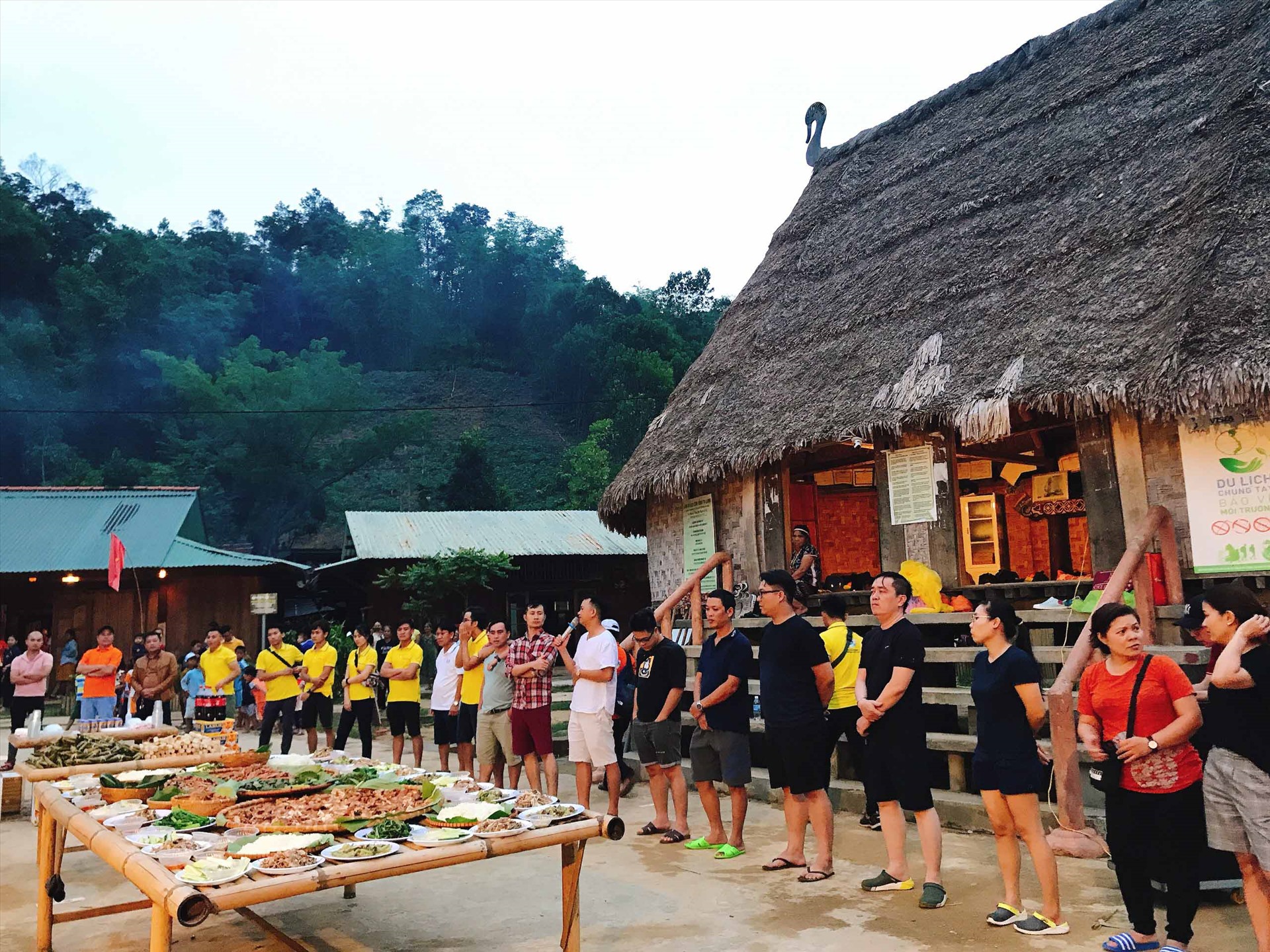Chương trình “Caravan” 2 ngày 1 đêm với điểm điến Bha Lee – Tà Làng – Tây Giang (Quảng Nam).