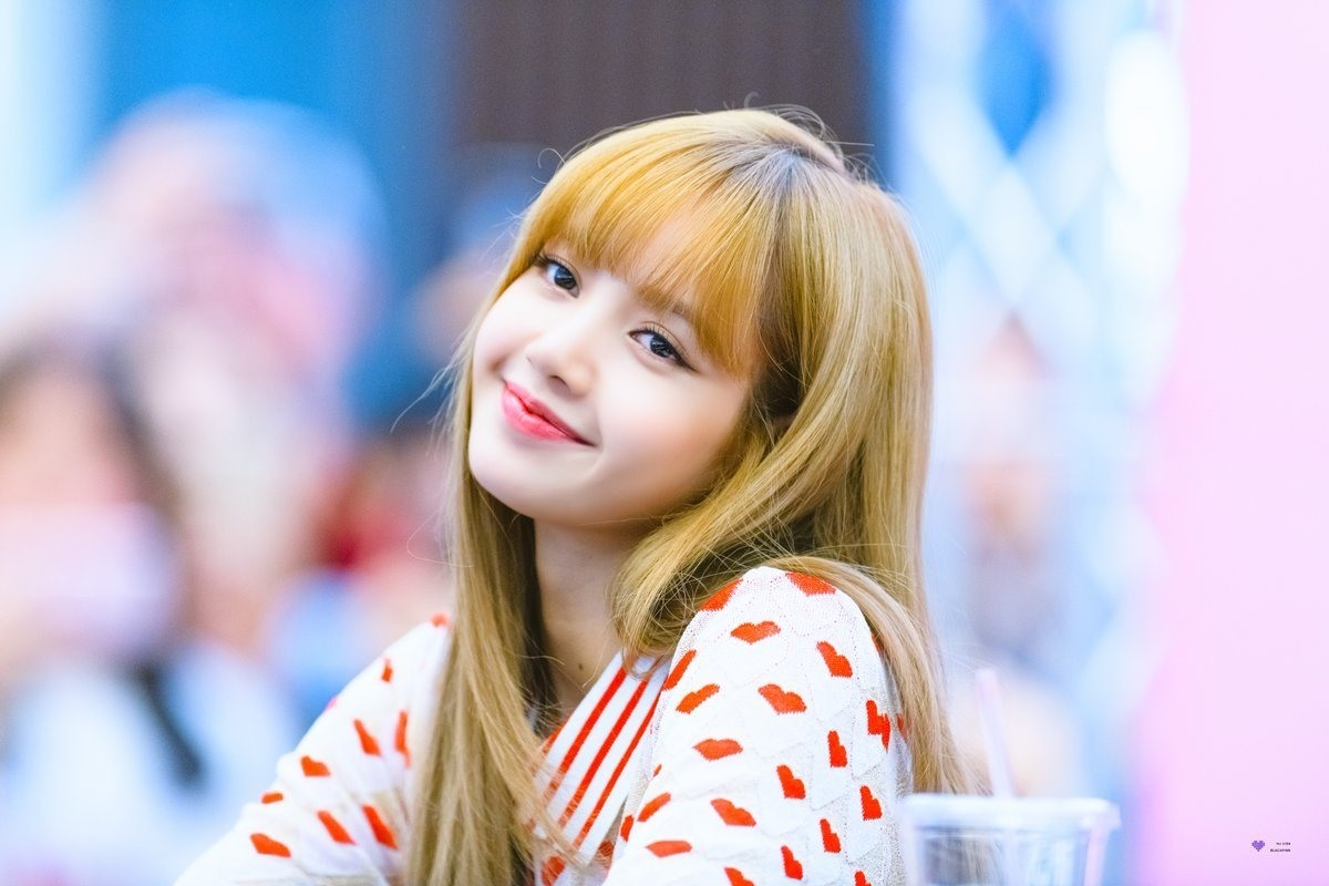 Ca sĩ Lisa. Ảnh: Knet