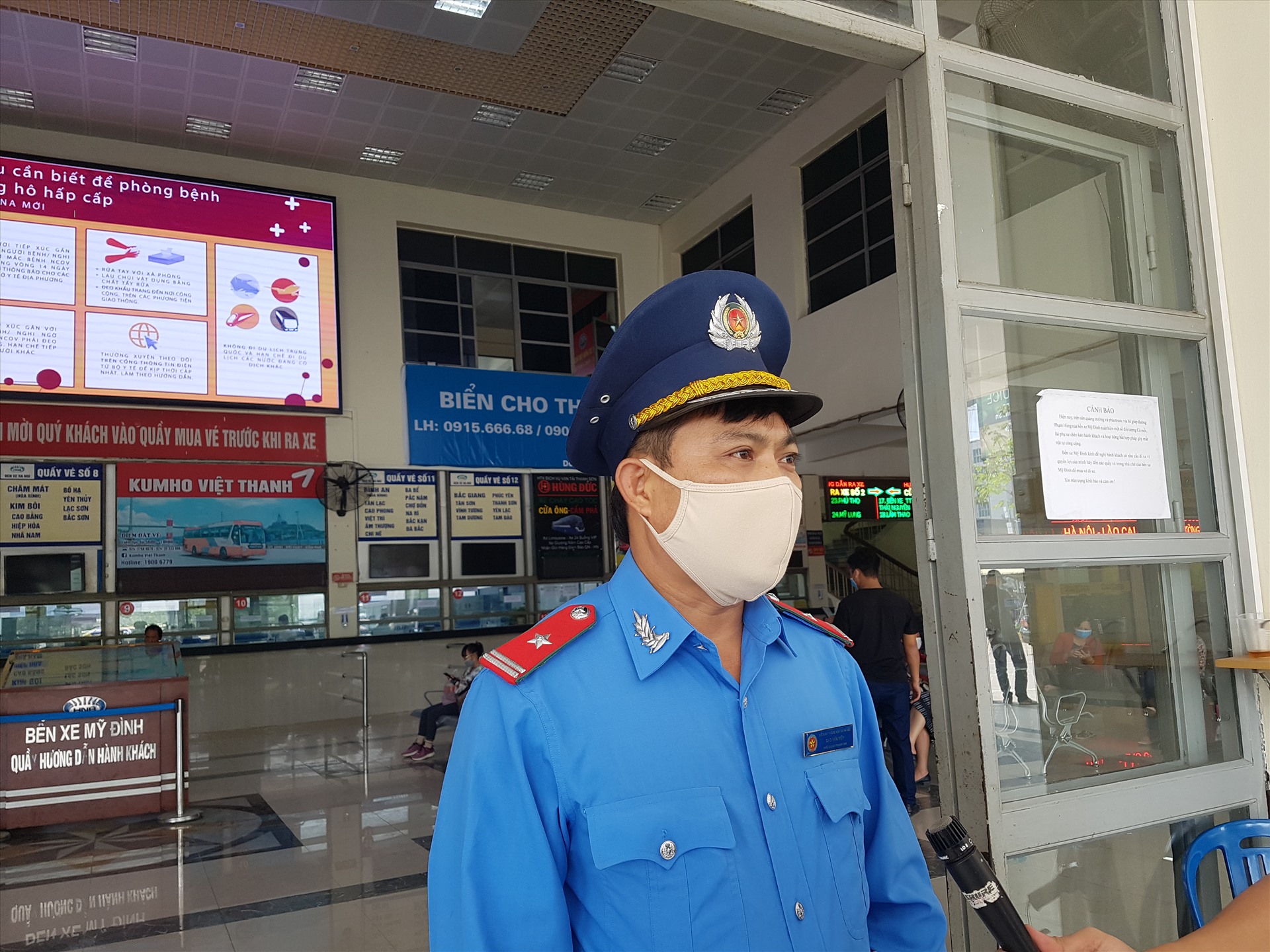 Ông Cao Văn Hiệp – Phó Chánh Thanh tra Sở Giao thông vận tải Hà Nội thông tin với Lao Động. Ảnh: Phạm Đông