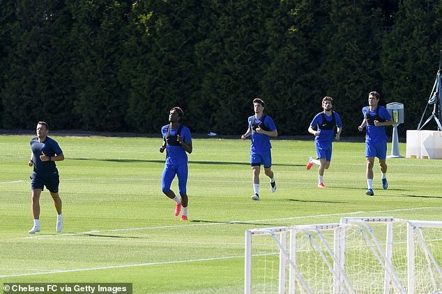 Chelsea tập trở lại từ 19.5. Ảnh: Getty.
