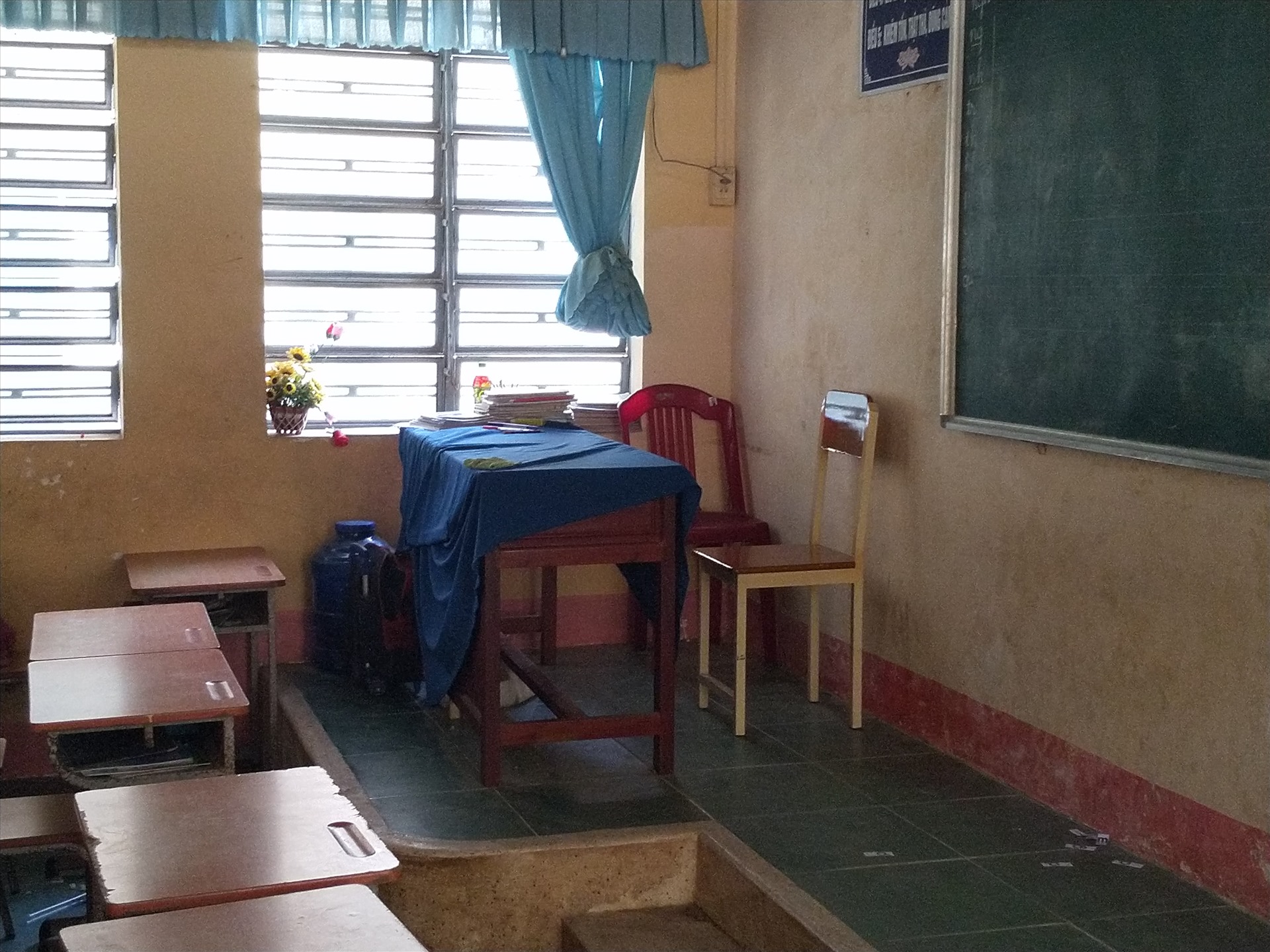 Bên trong lớp 1/1 nơi cô Thúy bị đánh. Ảnh: K.Q