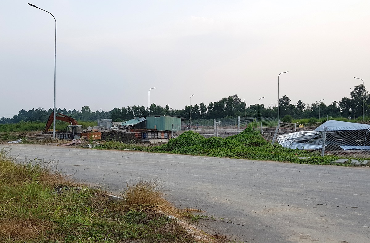 Lối vào dự án khu đô thị mới Thới Lai đang bị người dân phản ứng dữ dội. Ảnh: Tr.L.