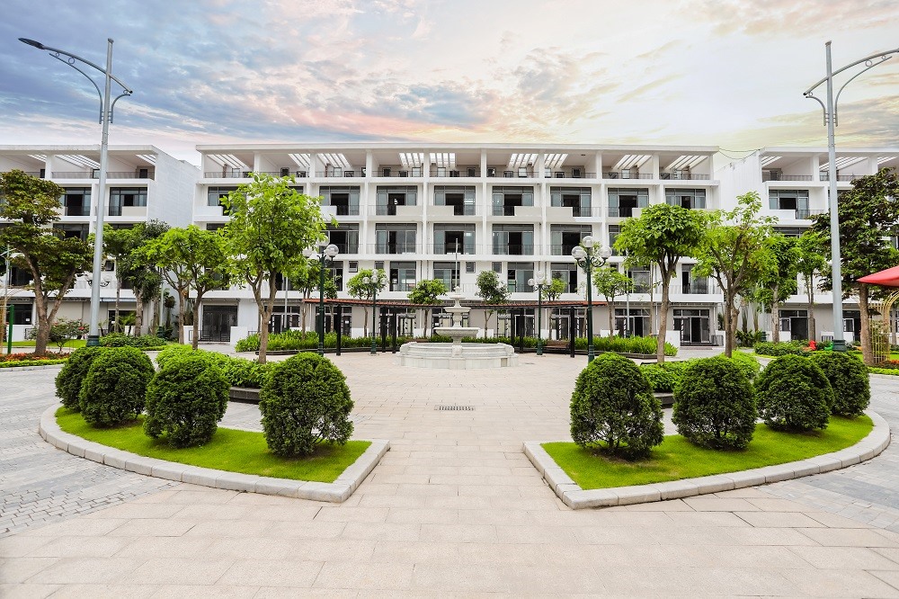 Shophouse Bình Minh Garden đang được chào bán từ 7 tỷ đồng/căn, kèm với chính sách tài chính ưu đãi.