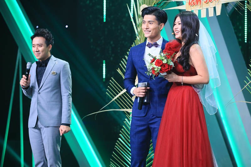 MC Trấn Thành trong chương trình “Người ấy là ai“. Ảnh: Vieton