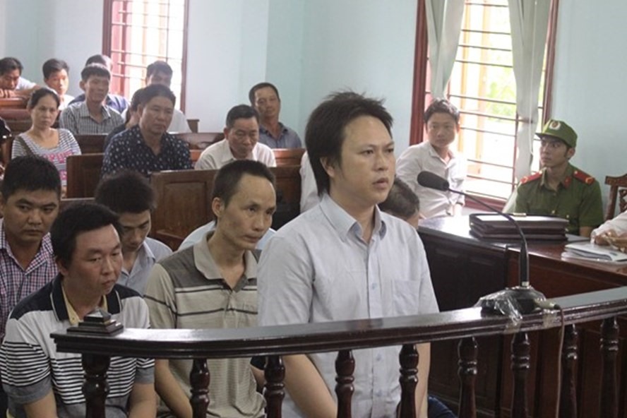 Các bị cáo tại phiên tòa năm 2017. Ảnh: Tr.L.