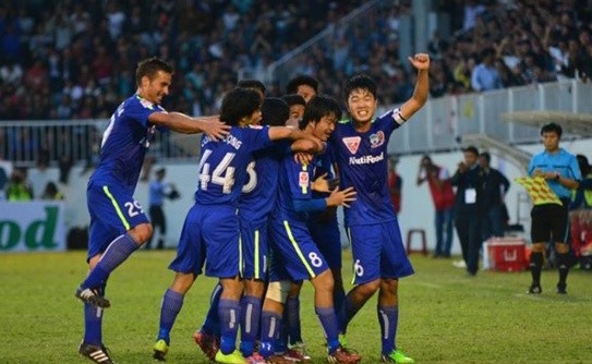 Lứa U19 HAGL phải mất vài mùa ở V.League mới trở nên cứng cáp, vững vàng về chuyên môn. Ảnh: Nguyễn Đăng.