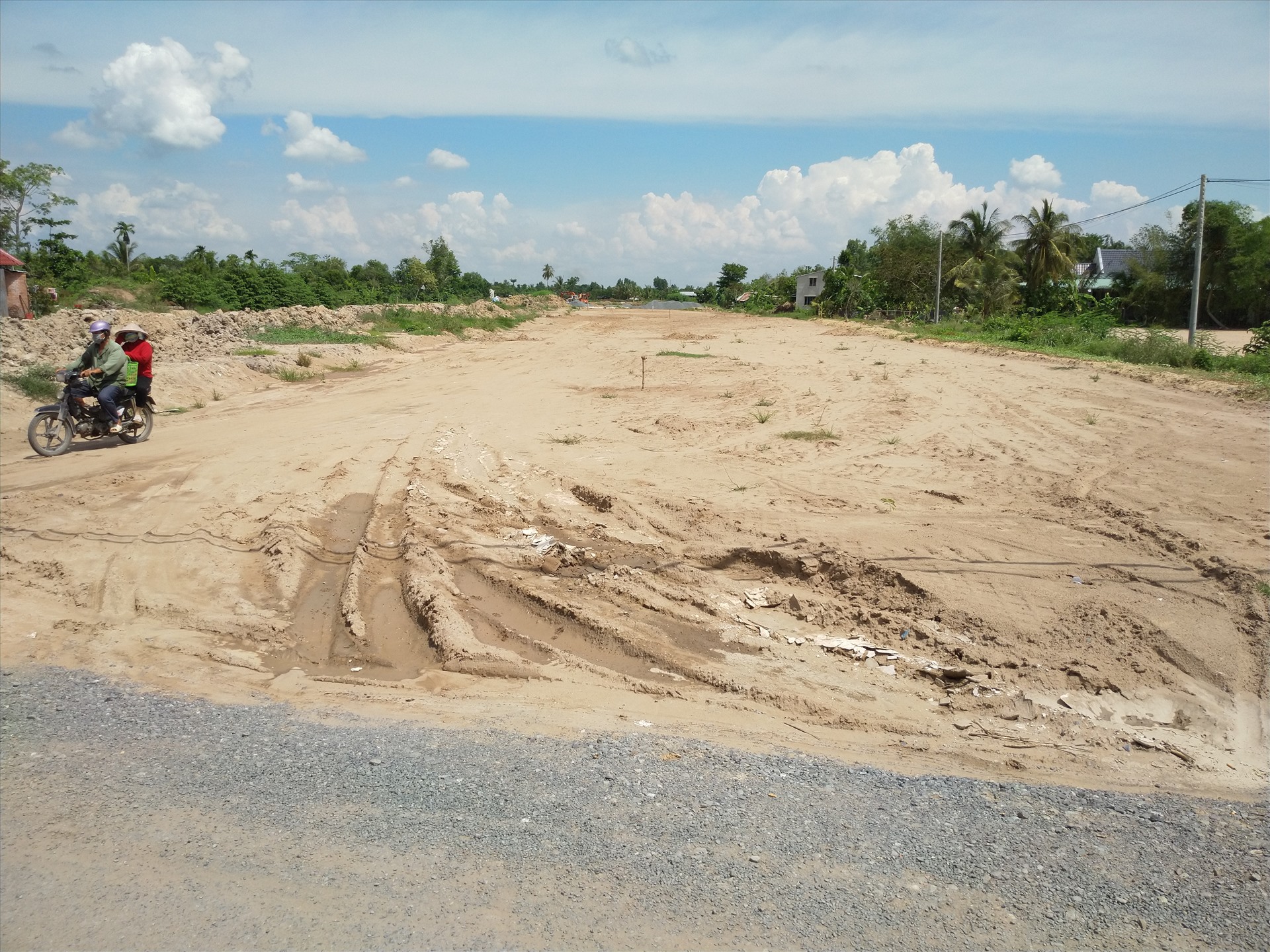 Đoạn kết nối cao tốc Trung Lương - Mỹ Thuận vào đường dẫn cầu Mỹ Thuận 2. Ảnh: K.Q