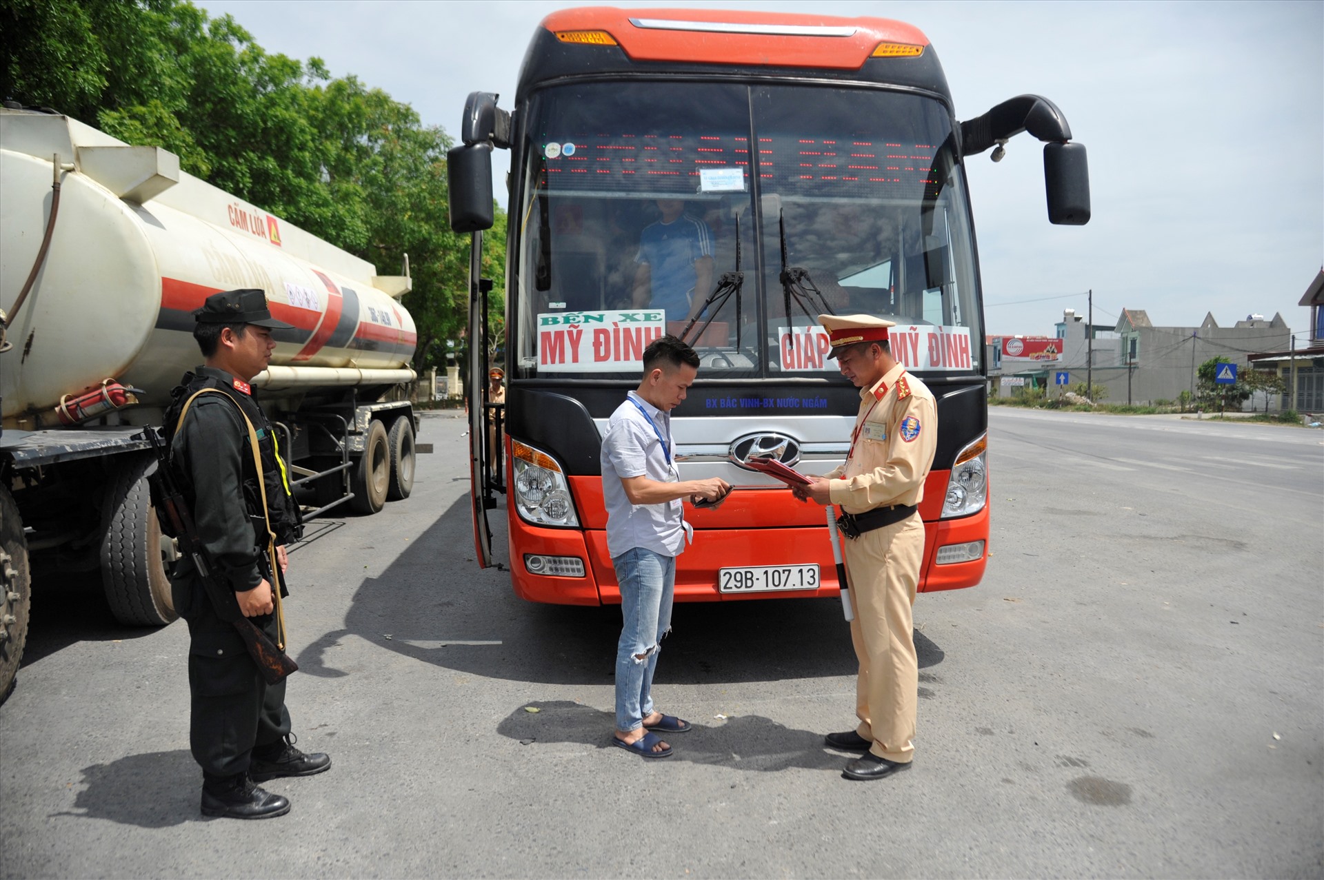 Sau 21 ngày thực hiện tổng kiểm soát phương tiện giao thông cơ giới đường bộ, lực lượng CSGT tỉnh này đã xử lý 11.636 trường hợp vi phạm.