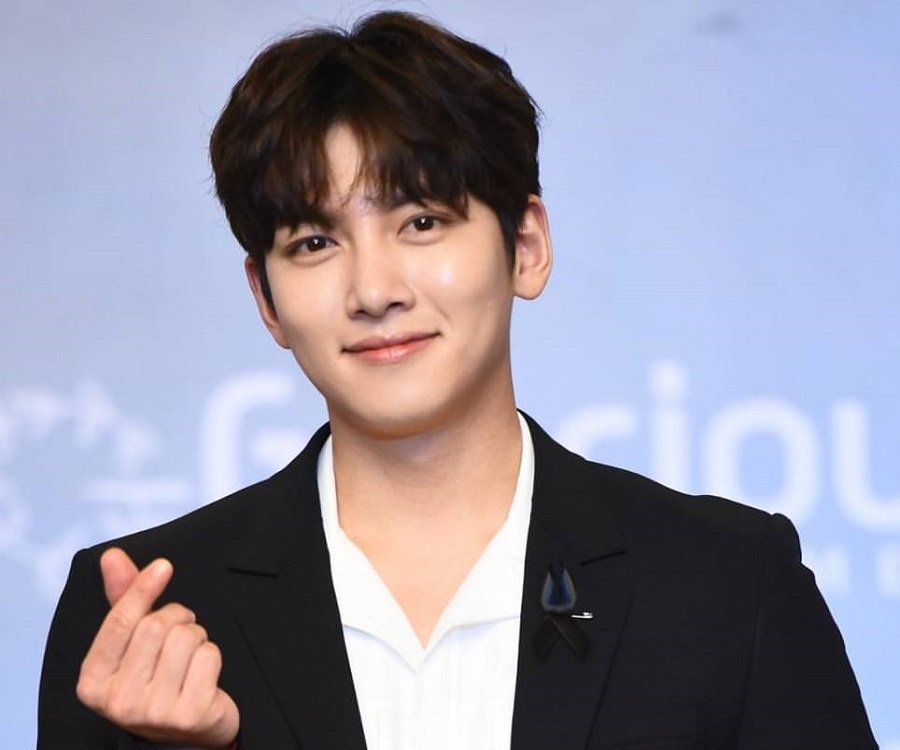 Ji Chang Wook là một trong những nam diễn viên nổi tiếng nhất xứ sở kim chi. Ảnh: T.L