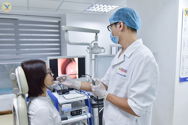 Bệnh lý tai mũi họng dễ mắc vào mùa hè. Ảnh: MEDLATEC