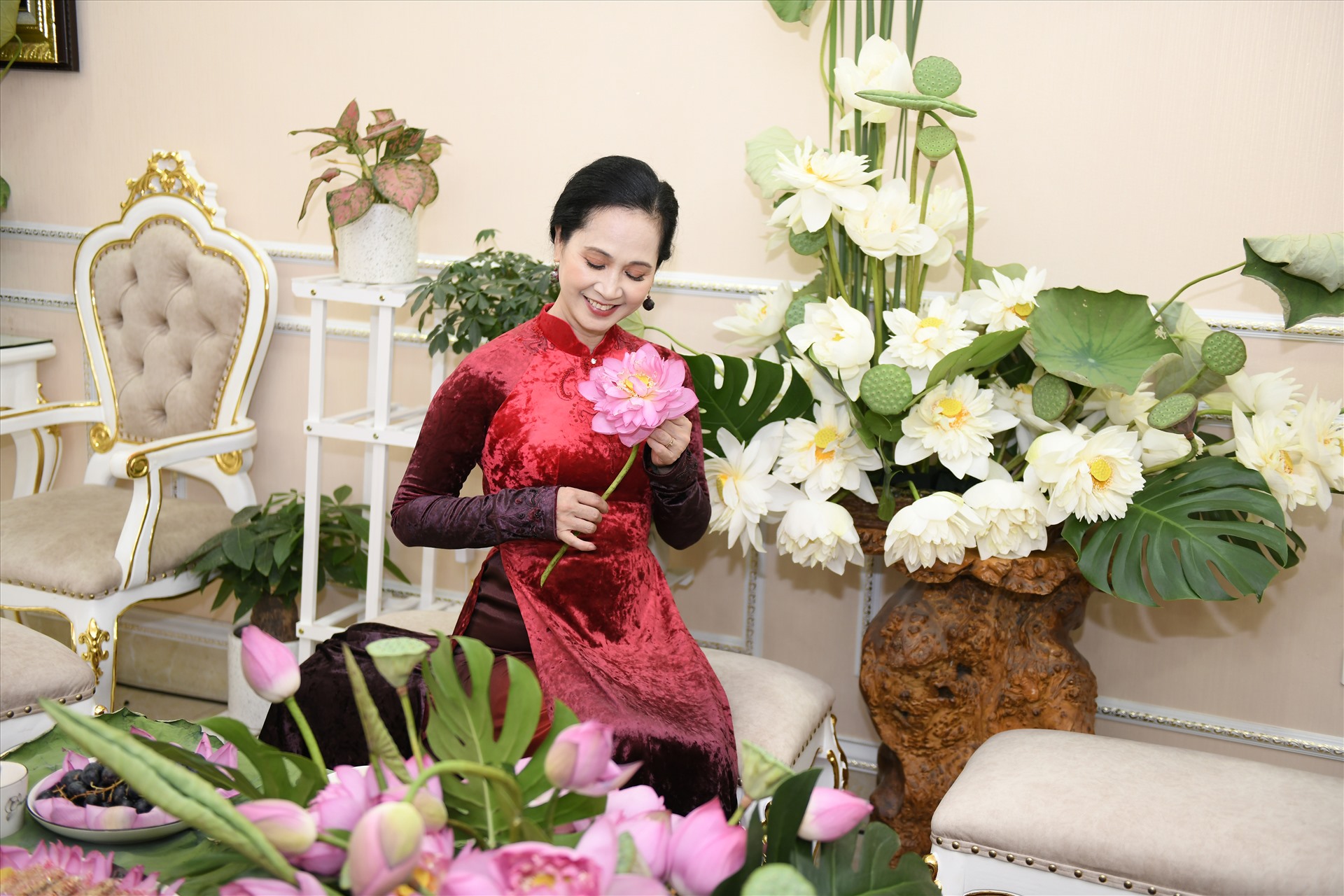 Tham dự sự kiện còn NSND Lan Hương. Ảnh: DTHN.