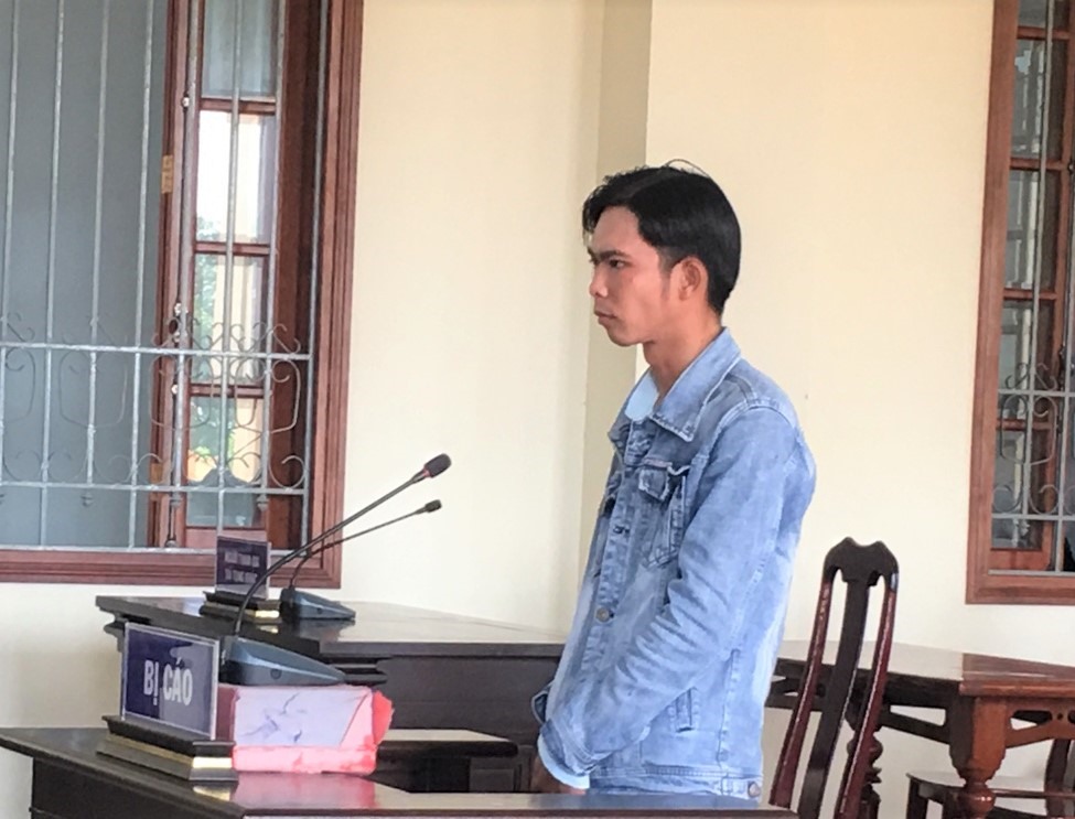 Bị cáo Bùi Thanh Hoàng Giang tại phiên tòa phúc thẩm. Ảnh: Thành Nhân