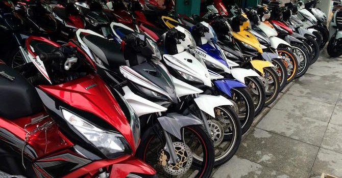 Cần nghiên cứu kĩ trước khi lựa chọn mua xe máy cũ. Ảnh: Chuyenxe.com